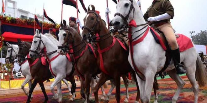 महाकुम्भ में 130 घोड़ों के दस्ते में अमेरिकी व इंग्लैंड की नस्ल के भी घोड़े होंगे